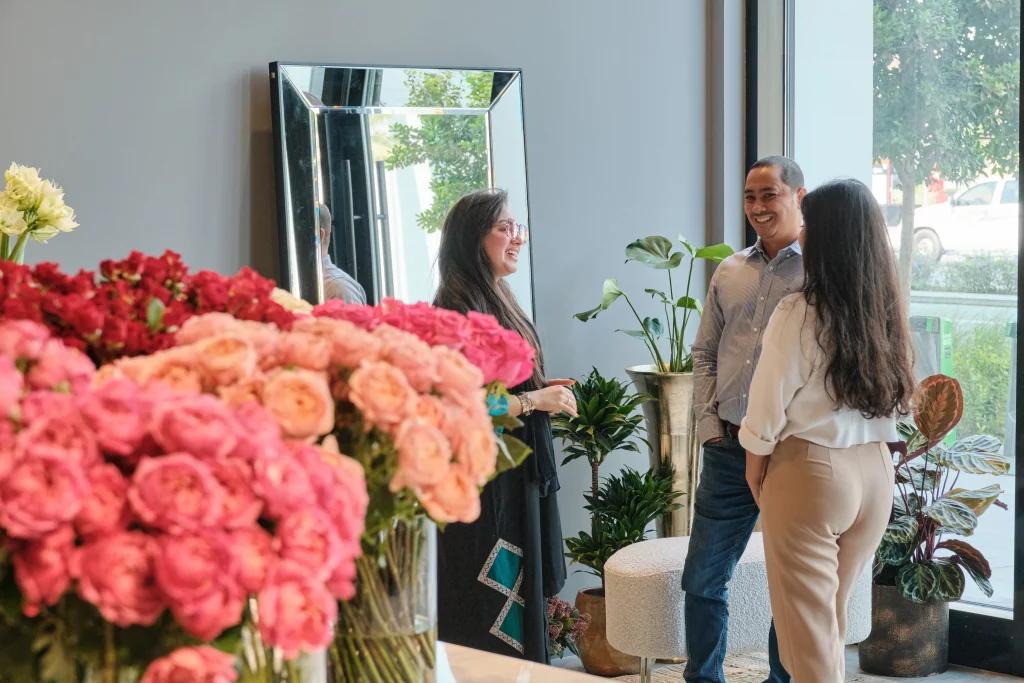What Should I Expect When Meeting With a Florist? A Complete Guide for Dubai Customers