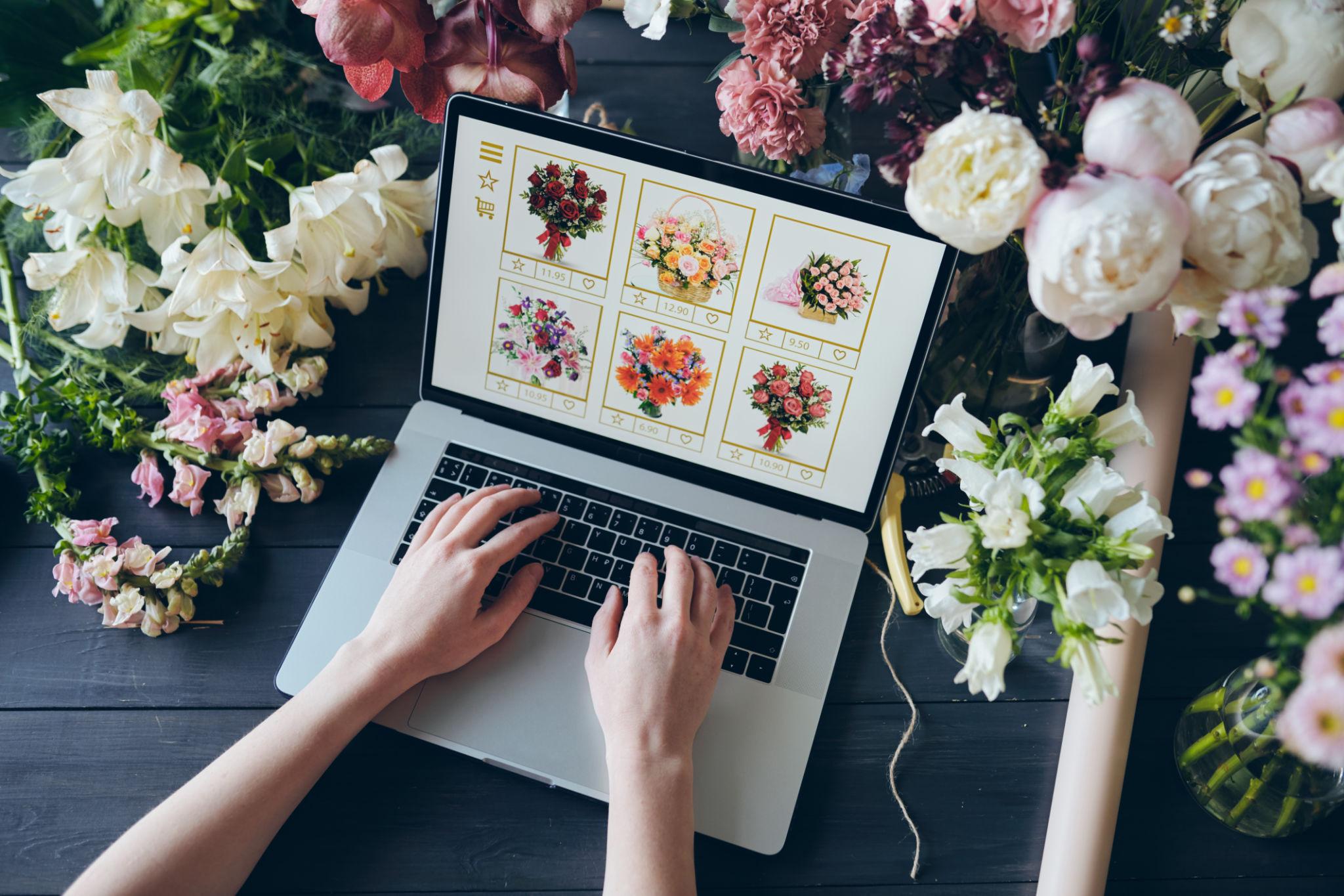 How to Pick Flowers When Ordering Online: A Complete Guide to Choosing the Perfect Bouque