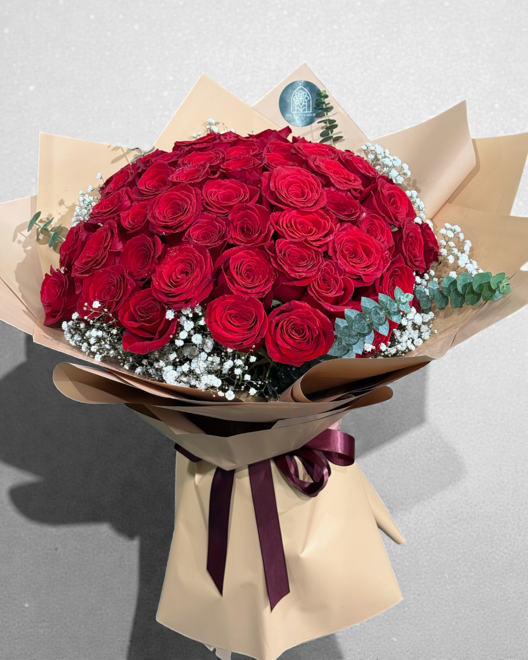 A Hundred Reasons | Luxury 100 Roses Flowers Dubai
