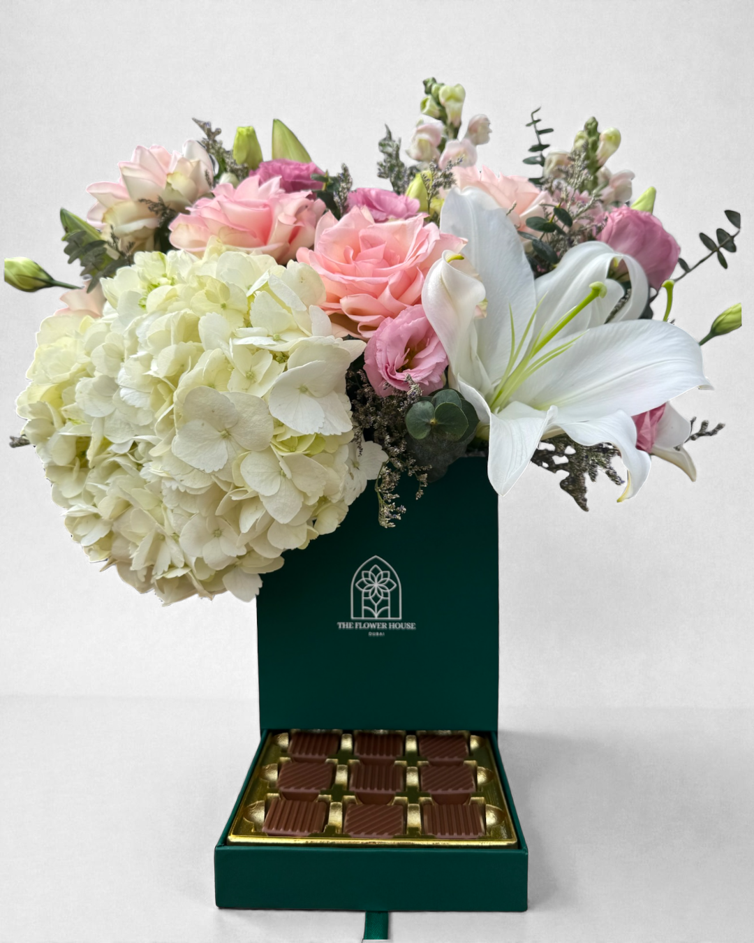 Indulgence | Luxury Flowers Dubai for Grand Occasions