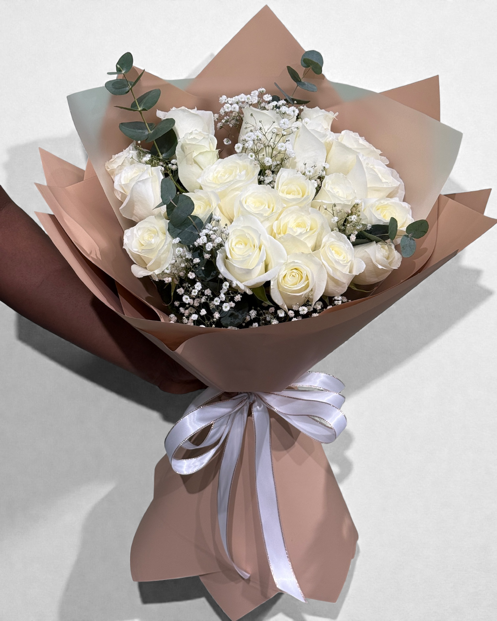 Ivory Reserve | Luxury Flowers Dubai in Soft Ivory