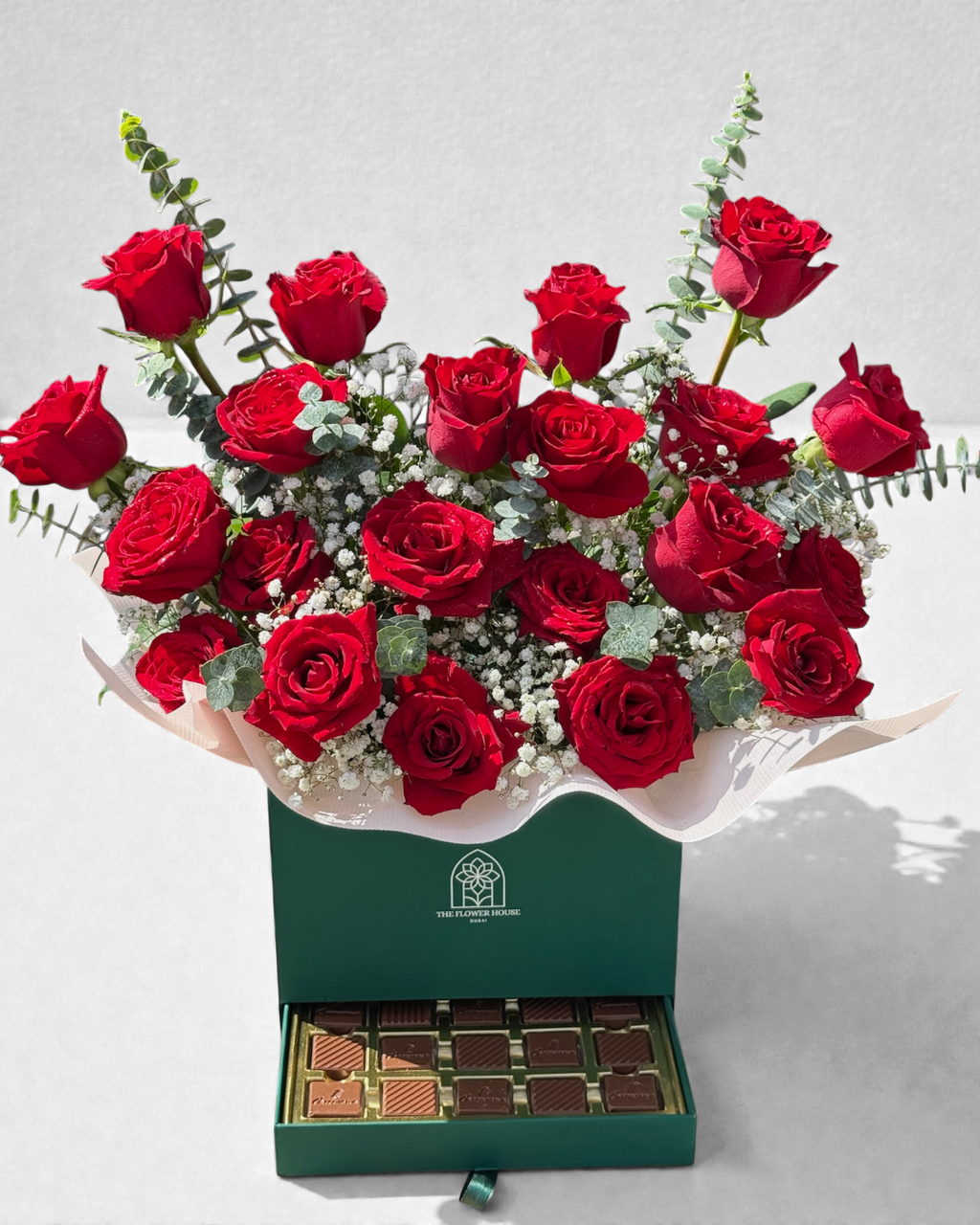 The Grand Gesture | Luxury Flowers Dubai for Big Moments