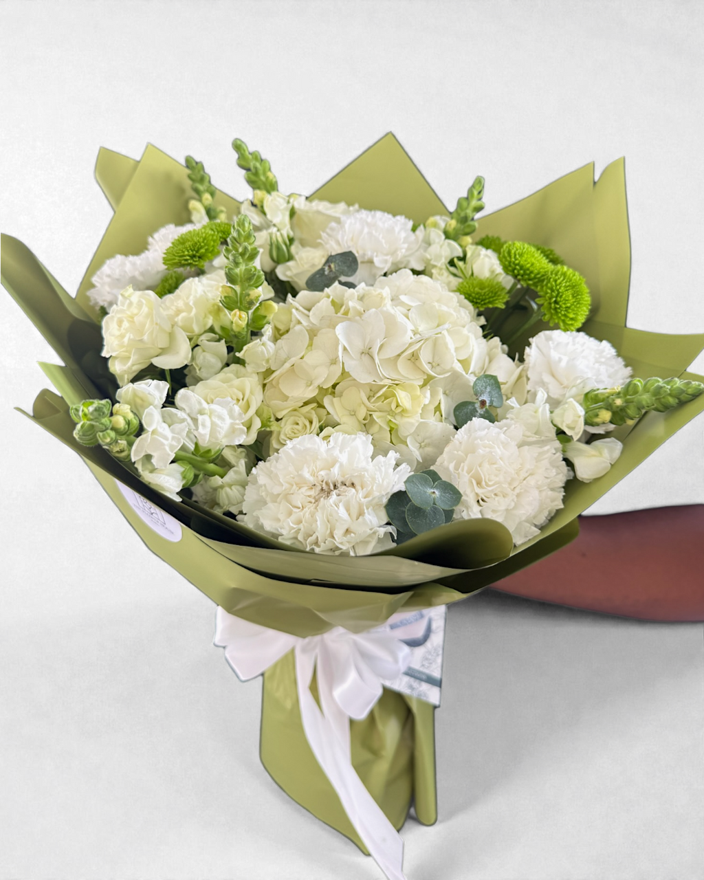 Verdant Muse | Luxury Flowers Dubai with Green Elegance